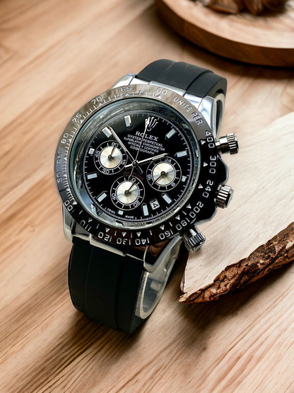 Rolex Daytona Chronograph with Silicon Strap & Master Lock – Iconic Performance and Modern Luxury